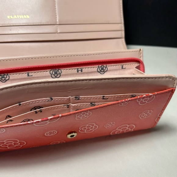 CLATHAS Argo Flap Cowhide Leather Long Coral Wallet, Camellia Flowers, Japanese - Picture 10 of 15